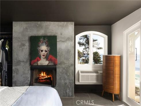 1337  Gaviota Dr  , Laguna Beach, CA