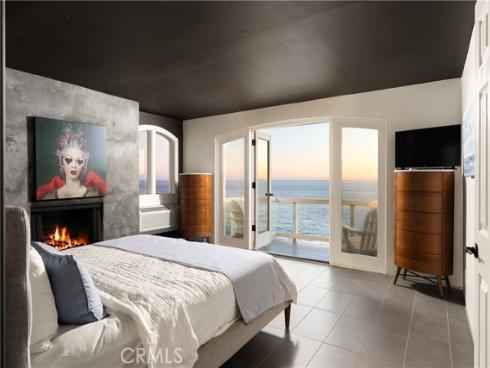 1337  Gaviota Dr  , Laguna Beach, CA