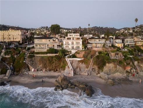 1337  Gaviota Dr  , Laguna Beach, CA