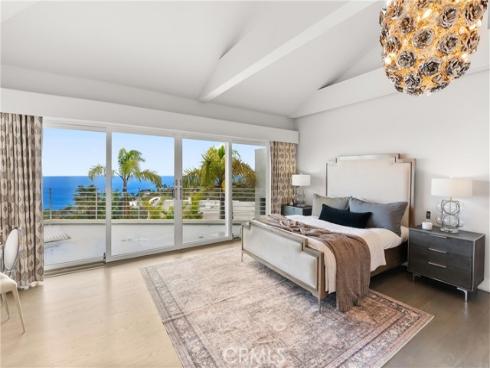 766 Pelican Drive , Laguna Beach, CA