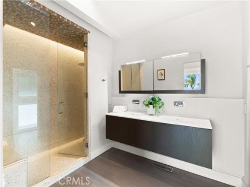 766 Pelican Drive , Laguna Beach, CA