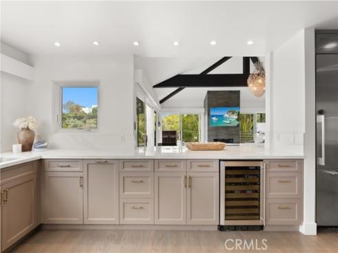 766 Pelican Drive , Laguna Beach, CA