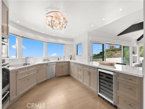 766 Pelican Drive , Laguna Beach, CA