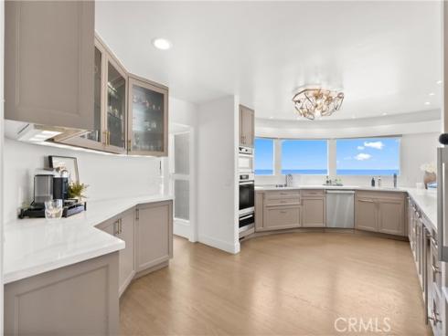 766 Pelican Drive , Laguna Beach, CA