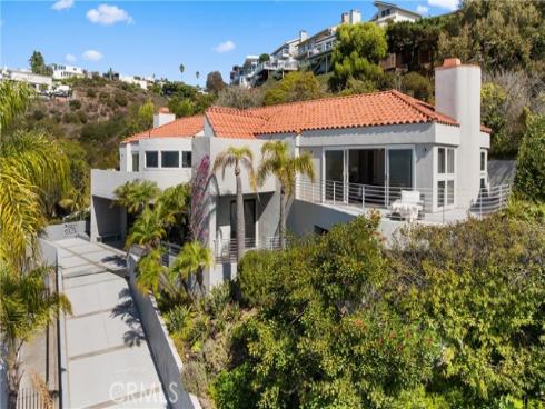 766 Pelican Drive , Laguna Beach, CA