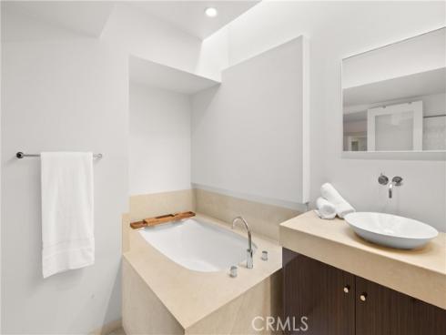 766 Pelican Drive , Laguna Beach, CA