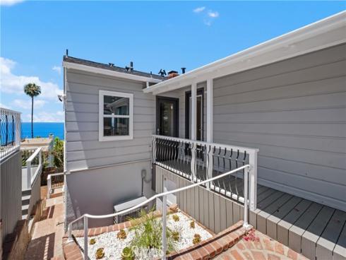 2961  Rounsevel  , Laguna Beach, CA