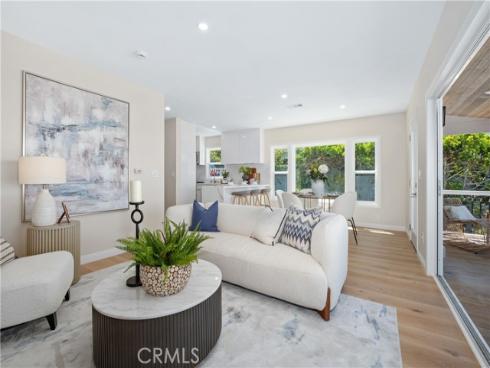 2961  Rounsevel  , Laguna Beach, CA