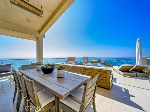 2300  Crestview  , Laguna Beach, CA