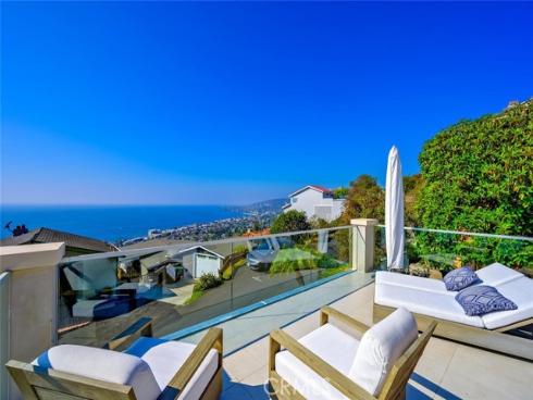 2300  Crestview  , Laguna Beach, CA