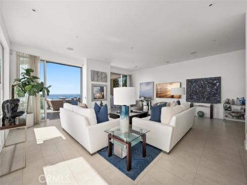 2300  Crestview  , Laguna Beach, CA