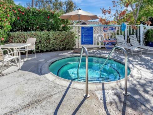 102  Santa Rosa   Court, Laguna Beach, CA