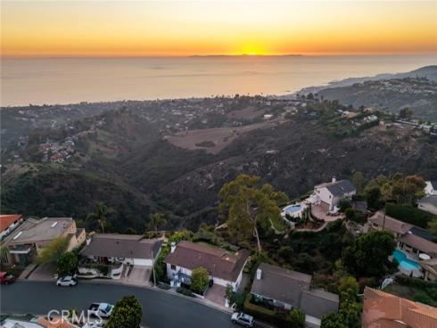 2855  Zell   Drive, Laguna Beach, CA