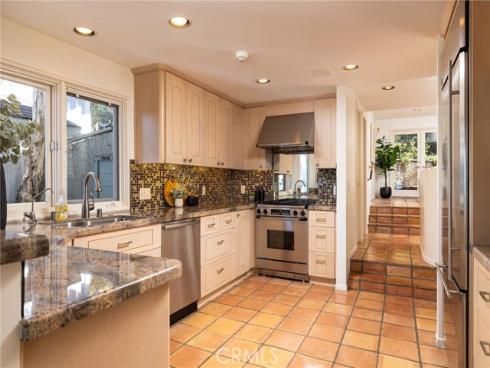 32006  Sunset Avenue  , Laguna Beach, CA