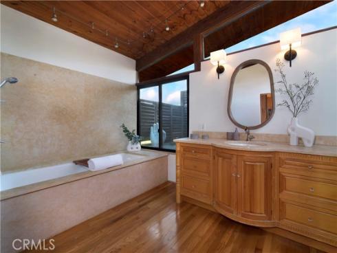 1505  Morningside   Drive, Laguna Beach, CA