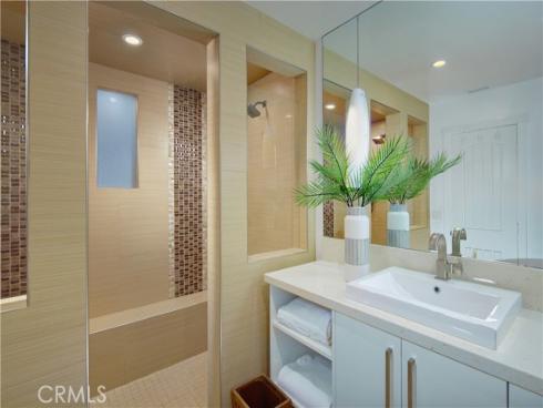 2800  Ocean Front  , Laguna Beach, CA