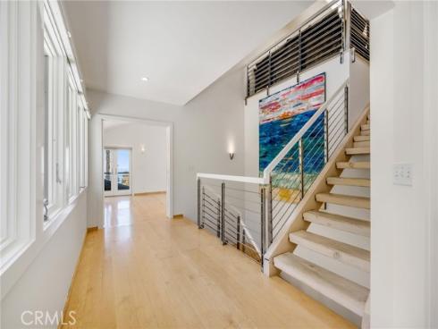 426  Nyes   Place, Laguna Beach, CA