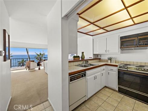 31423  Coast Hwy  18 , Laguna Beach, CA