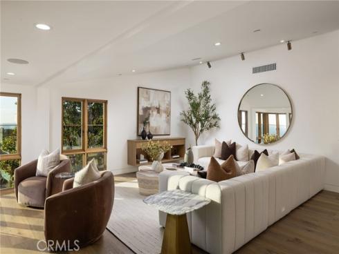 1015  Madison   Place, Laguna Beach, CA