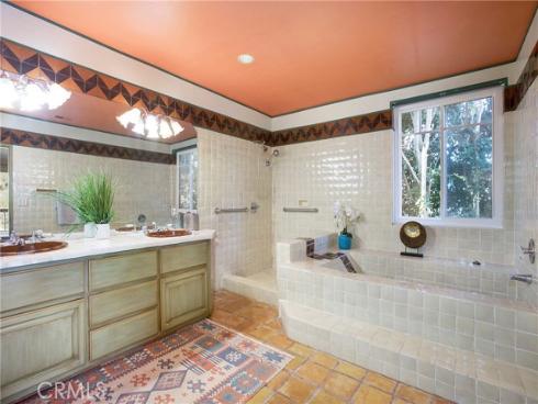 1096 Madison Place , Laguna Beach, CA