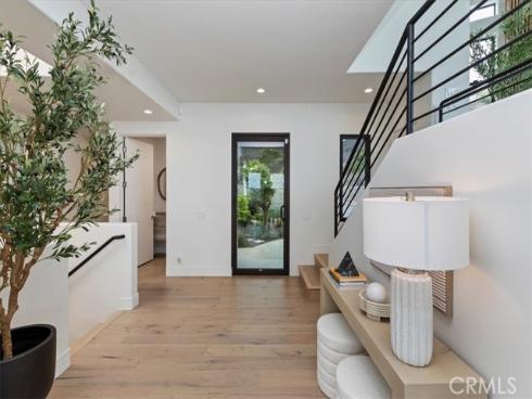 1425  Skyline  , Laguna Beach, CA