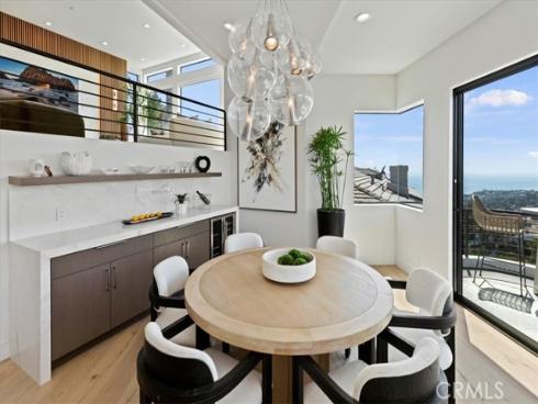 1425  Skyline  , Laguna Beach, CA