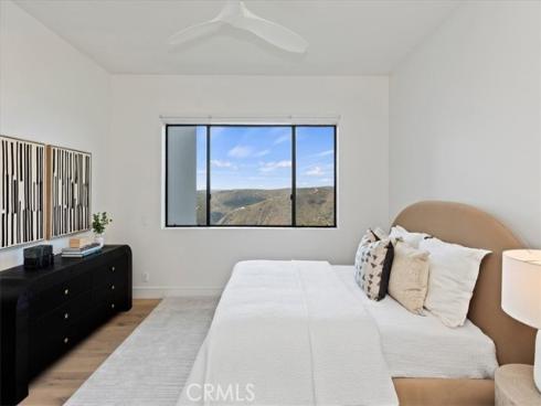 1425  Skyline  , Laguna Beach, CA