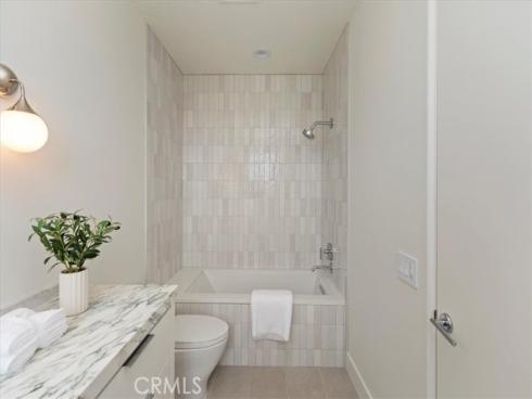 1425  Skyline  , Laguna Beach, CA