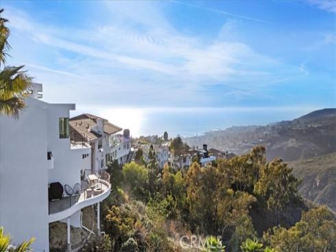 1425  Skyline  , Laguna Beach, CA