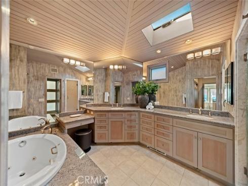 1907 Ocean Way, Laguna Beach, CA