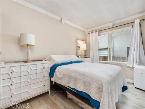 352  Thalia  , Laguna Beach, CA