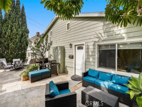 352  Thalia  , Laguna Beach, CA