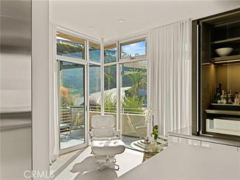 704 Nyes Place, Laguna Beach, CA