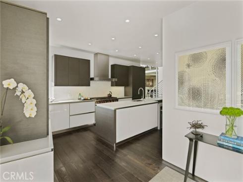 704 Nyes Place, Laguna Beach, CA