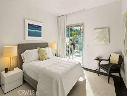 704 Nyes Place, Laguna Beach, CA