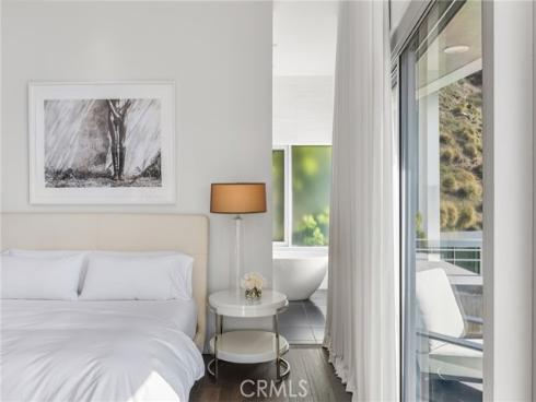 704 Nyes Place, Laguna Beach, CA