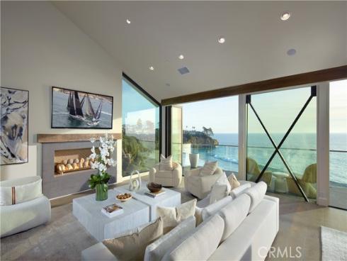 33 Bay Drive, Laguna Beach, CA