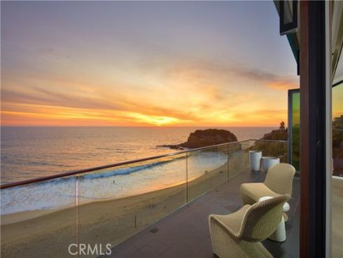 33 Bay Drive, Laguna Beach, CA