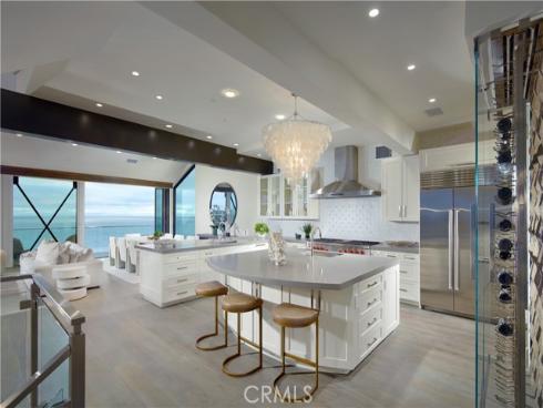 33 Bay Drive, Laguna Beach, CA