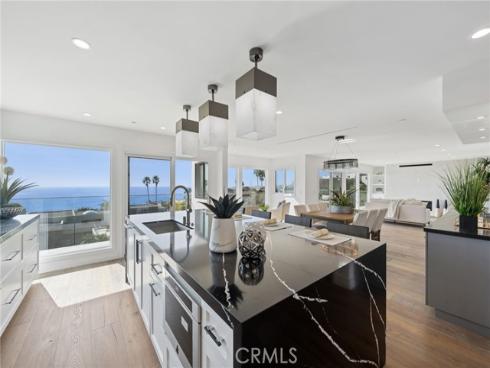 723  Balboa   Avenue, Laguna Beach, CA