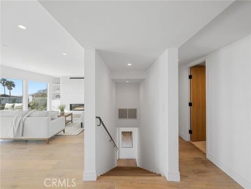 723  Balboa   Avenue, Laguna Beach, CA