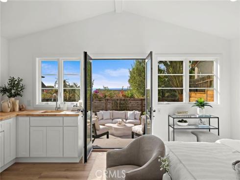 684  Seaview  , Laguna Beach, CA