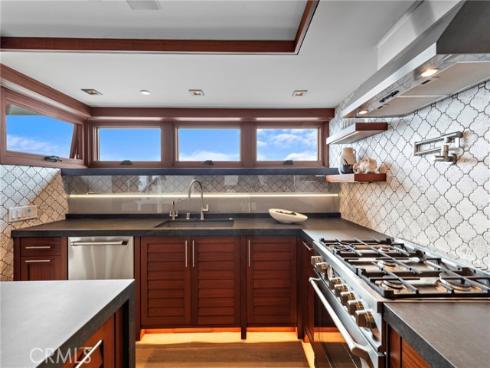 31678  Seacliff   Drive, Laguna Beach, CA