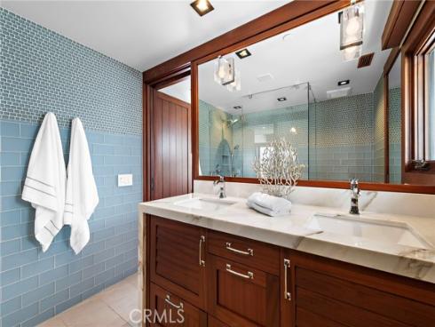 31678  Seacliff   Drive, Laguna Beach, CA