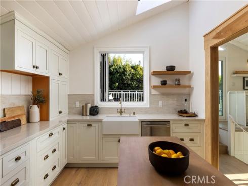 31927  Hayes   Place, Laguna Beach, CA