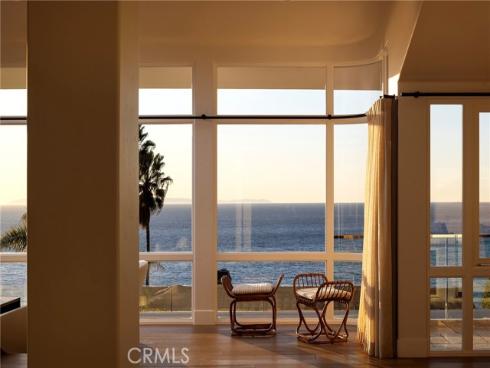 52 N Portola  , Laguna Beach, CA