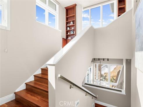 1076  Skyline   Drive, Laguna Beach, CA