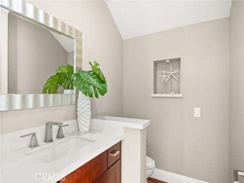 1076  Skyline   Drive, Laguna Beach, CA