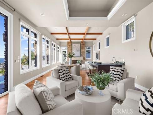 1076  Skyline   Drive, Laguna Beach, CA