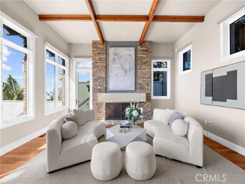 1076  Skyline   Drive, Laguna Beach, CA